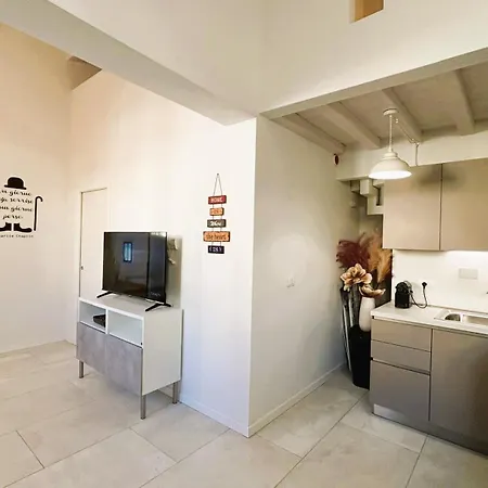 Apartament White Iris